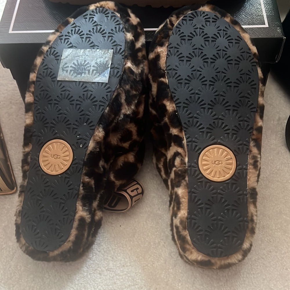 Authentic Fluff Yeah Slide Panther Print - Picture 3 of 4